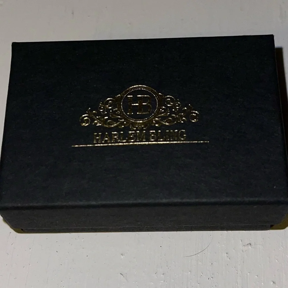 925 Silver Heart Earrings NWOT